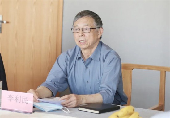云图片
