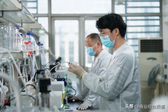 云图片