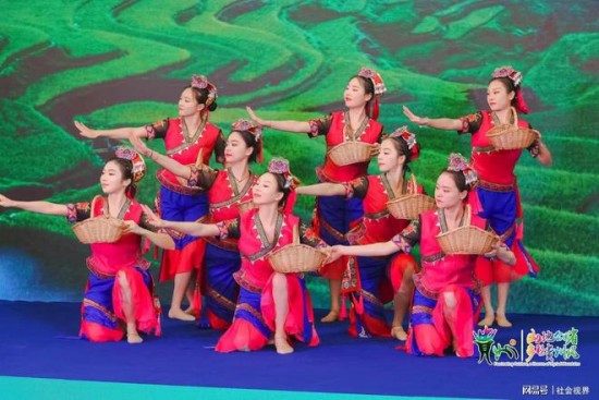 云图片